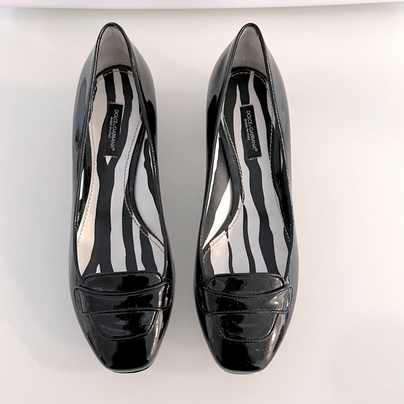 Dolce & Gabbana black patent leather loafers. Size 7.5 (37.5). Great condition! - Picture 2 of 6